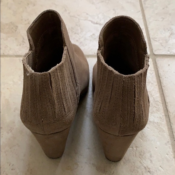 Dolce Vita Wedge Booties - Picture 3 of 3
